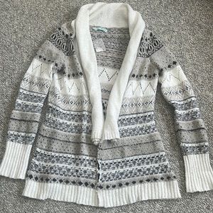 Maurices sweater
